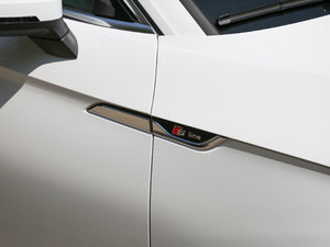 2017Sportback 45 TFSI quattro \ ^