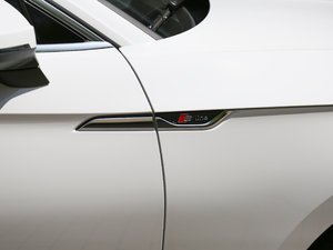 2017Sportback 45 TFSI quattro \ ^