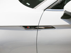 2017Sportback 45 TFSI quattro \ ^