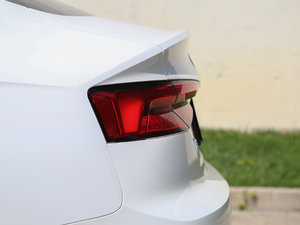 2017Sportback 45 TFSI quattro \ ^