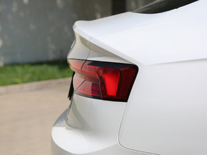 2017Sportback 45 TFSI quattro \ ^