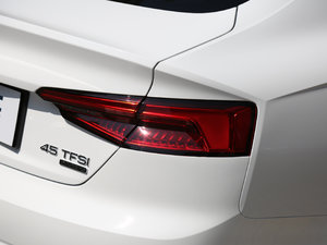 2017Sportback 45 TFSI quattro \ ^