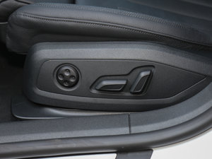 2017Sportback 45 TFSI quattro \(yn)(dng) {{(dio)(ji)