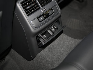 2017Sportback 45 TFSI quattro \ g