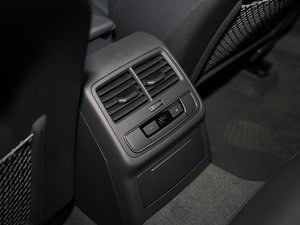 2017Sportback 45 TFSI quattro \ g