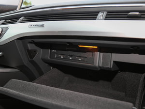 2017Sportback 45 TFSI quattro \(yn)(dng) g