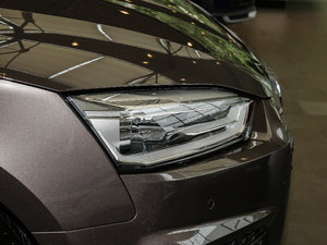 2017Sportback 40 TFSI r (ji)^