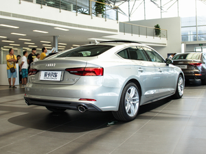 2017Sportback 45 TFSI \ w^