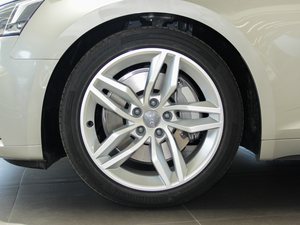 2017Sportback 45 TFSI \(yn)(dng) ݆Ȧ