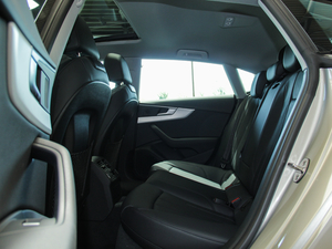 2017Sportback 45 TFSI \ ſg