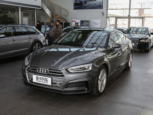 2017款Sportback 40 TFSI 时尚型 左前45度