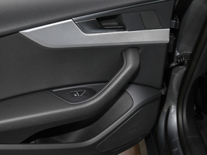 2017Sportback 40 TFSI r(sh) g