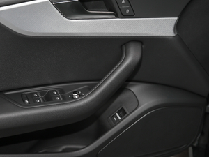 2017Sportback 40 TFSI r(sh) g