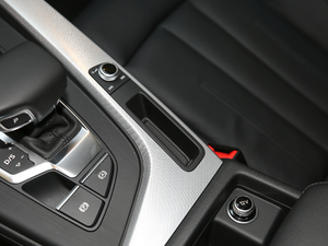 2017Sportback 40 TFSI r(sh) g