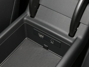 2017Sportback 40 TFSI r(sh) g