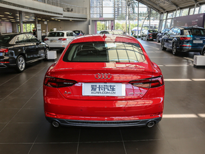 2017款Sportback 45 TFSI 时尚型 正后	