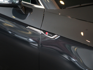 2017Sportback 45 TFSI quattro \ ^