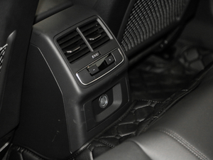 2017Sportback 45 TFSI quattro \(yn)(dng) g