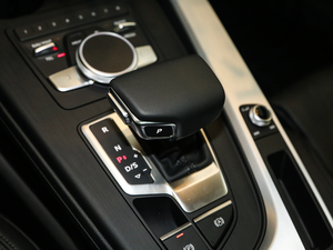 2017Sportback 45 TFSI quattro \ п؅^