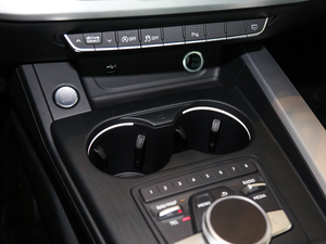 2017Sportback 45 TFSI quattro \ п؅^