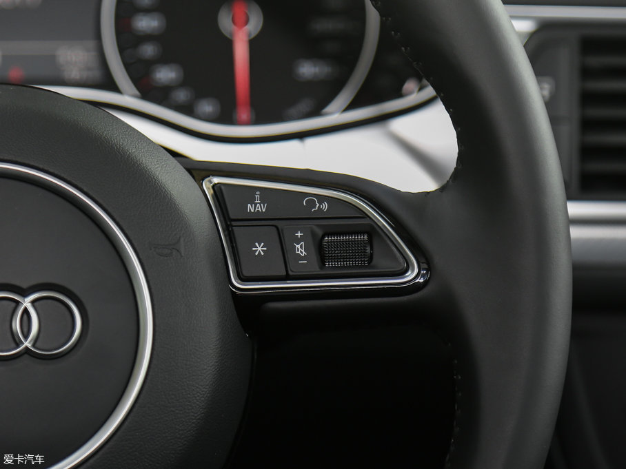 2017?yun)WA6 а quattro