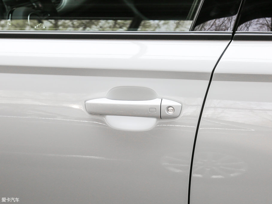 2017?yun)WA6 а quattro