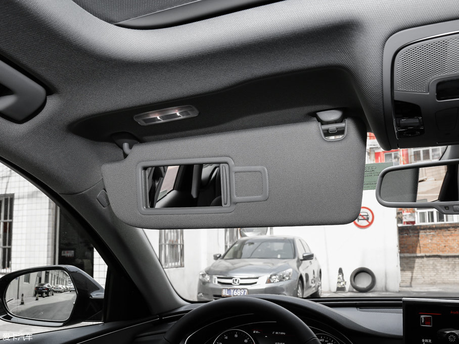 2017?yun)WA6 а quattro