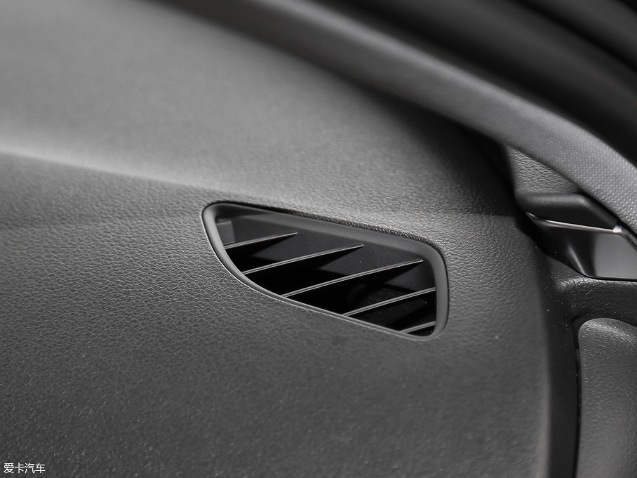 2017?yun)WA6 а quattro