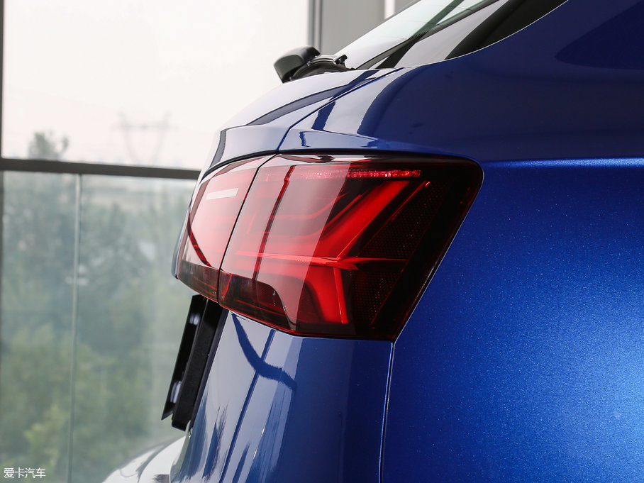 2017?yun)WA6 а quattro