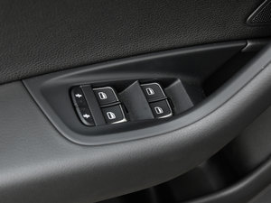 2017quattro {܇(ch)ƅ^(q)	