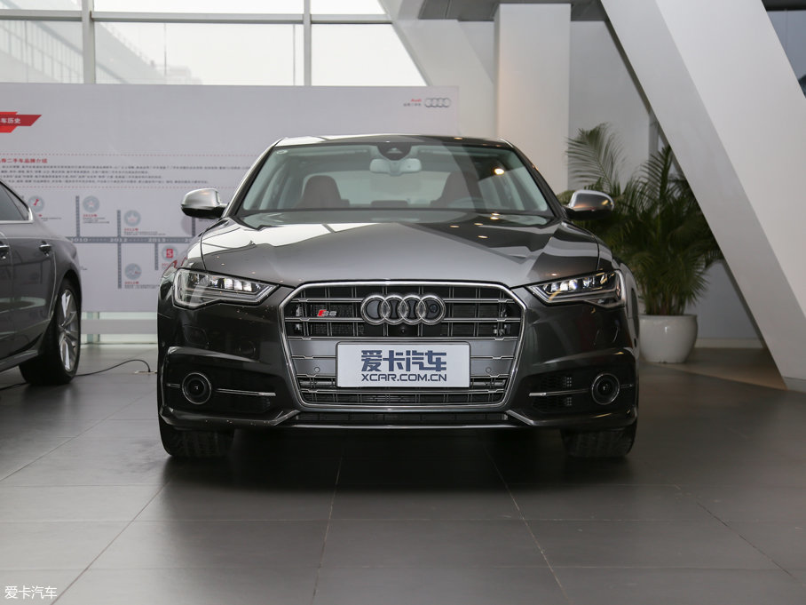 2017?yun)WS6 4.0TFSI