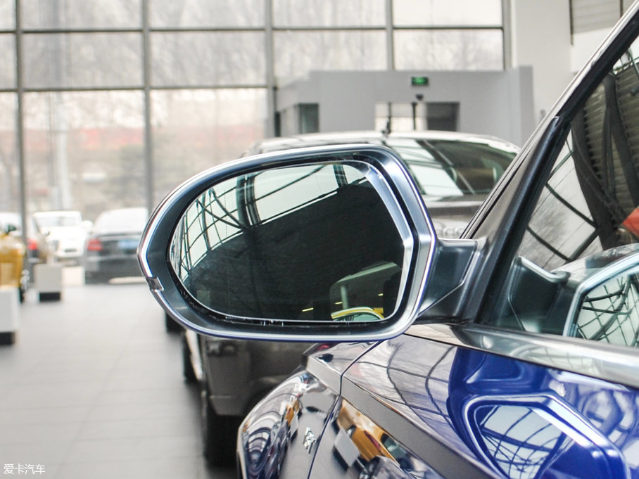 2017?yun)WS6 4.0TFSI