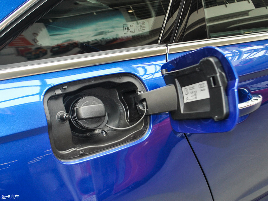 2017?yun)WS6 4.0TFSI