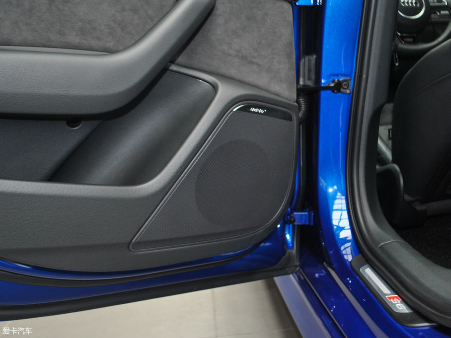 2017?yun)WS6 4.0TFSI