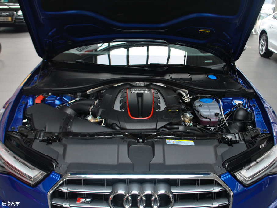 2017?yun)WS6 4.0TFSI