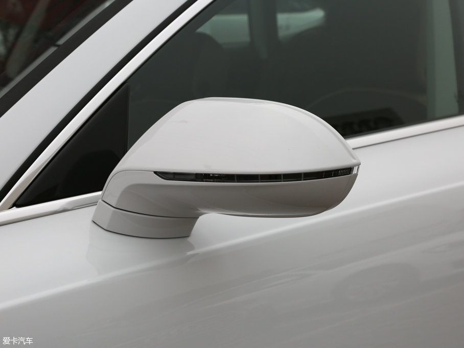 2017WA7 50 TFSI quattro m