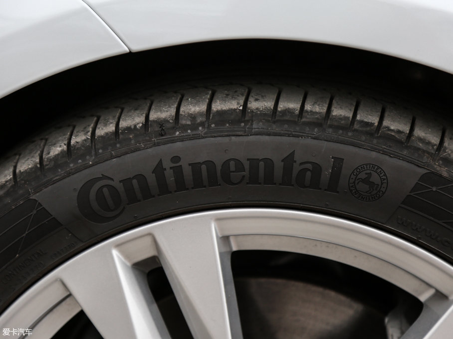 2017��?yu��n)W��A7 50 TFSI quattro ���m��