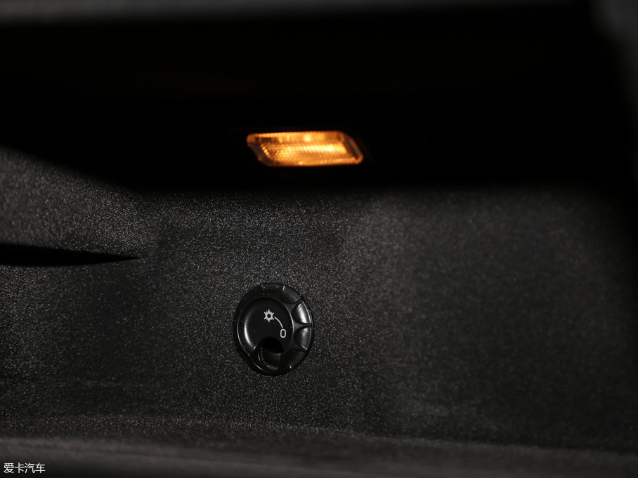 2017?yun)WA7 50 TFSI quattro m