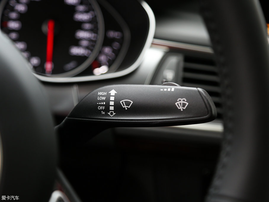 2017WA7 50 TFSI quattro m