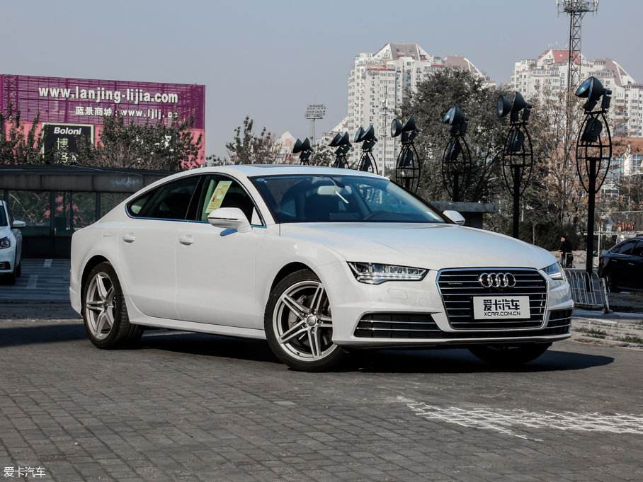 2017WA7 40 TFSI quattro g