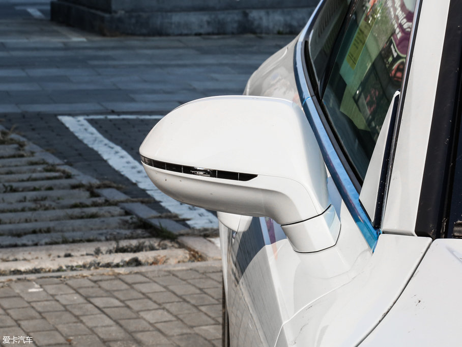 2017WA7 40 TFSI quattro g