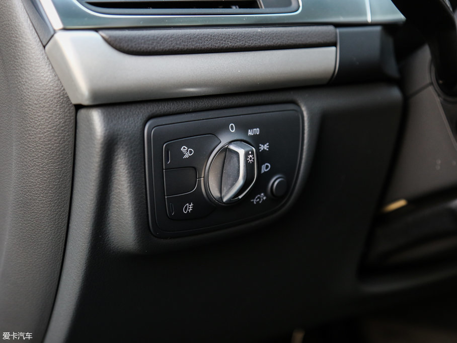 2017WA7 40 TFSI quattro g