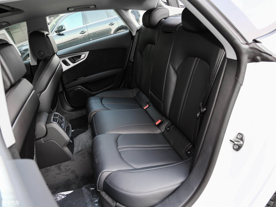 2017?yun)WA7 40 TFSI quattro g(sh)