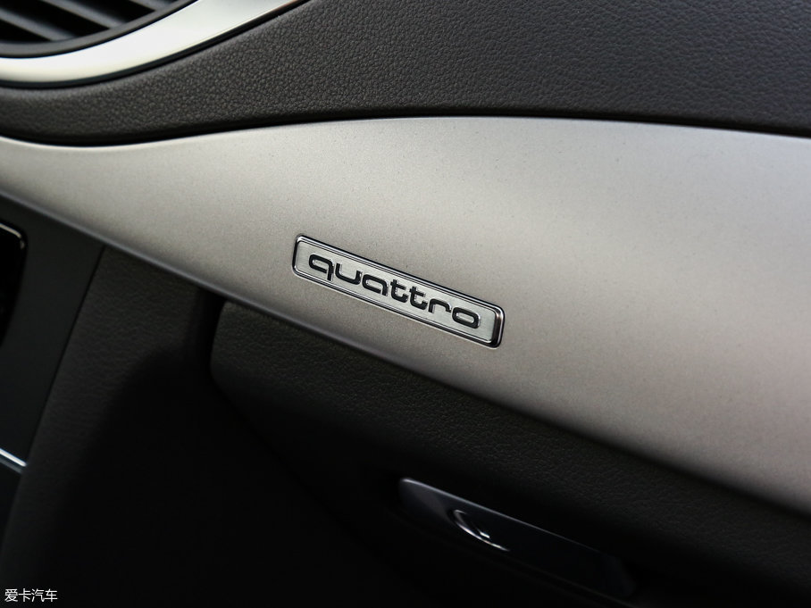 2017WA7 40 TFSI quattro g