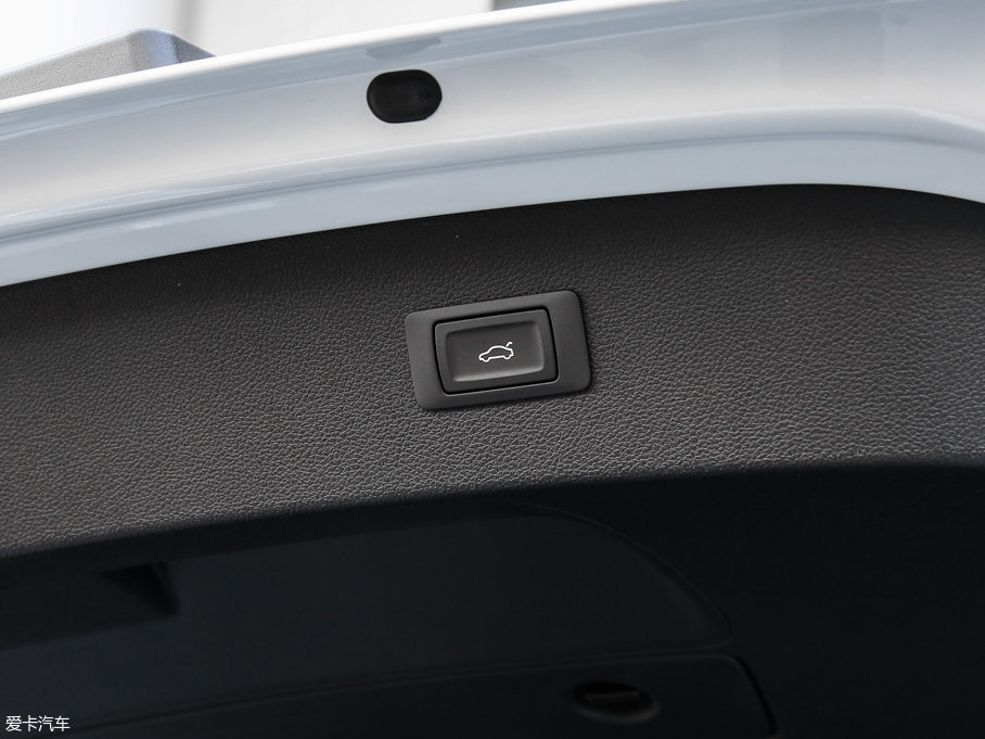 2017WA7 40 TFSI quattro g