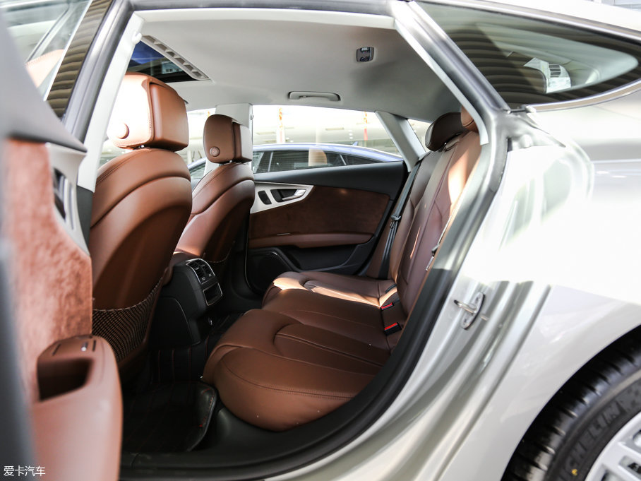 2017?yun)WA7 40 TFSI quattro g(sh)