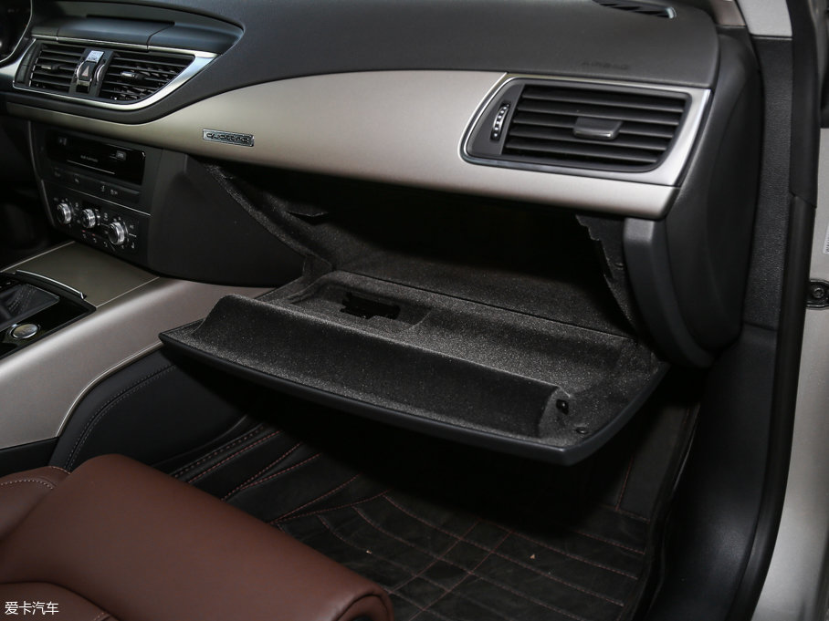 2017?yun)WA7 40 TFSI quattro g(sh)