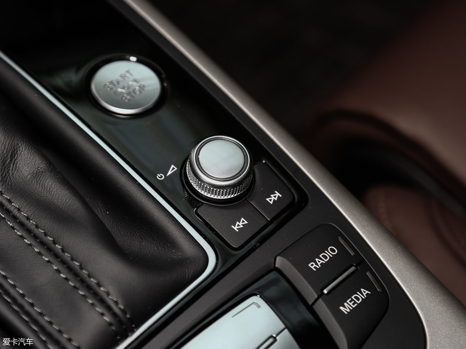 2017WA7 40 TFSI quattro g