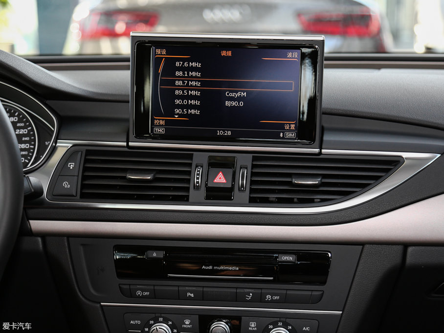 2017?yun)WA7 40 TFSI quattro g(sh)