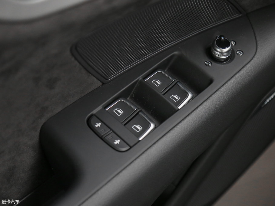 2017WA7 40 TFSI quattro g